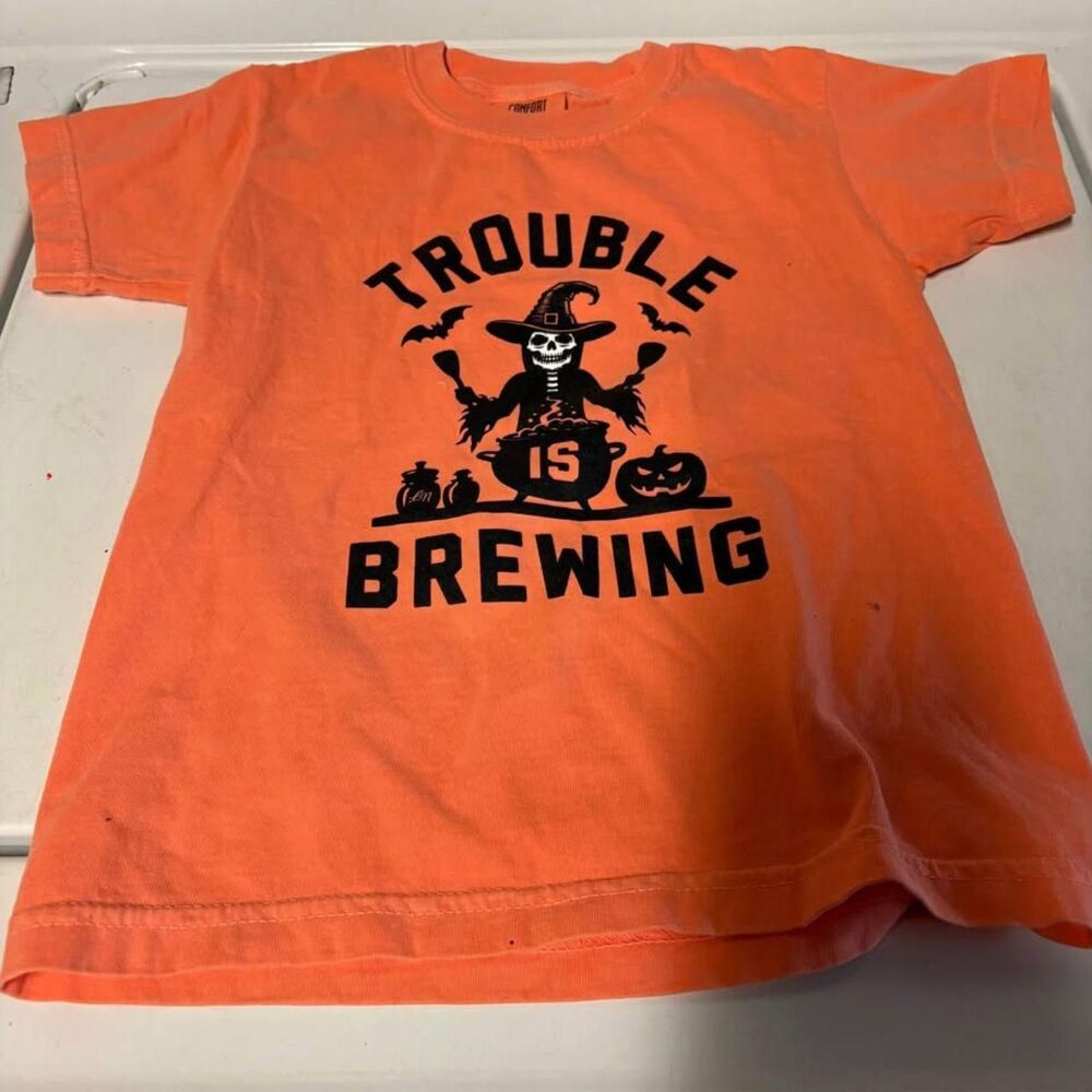 “Trouble is Brewing” XS youth (4-5) tee shirt. New Nash Ledger